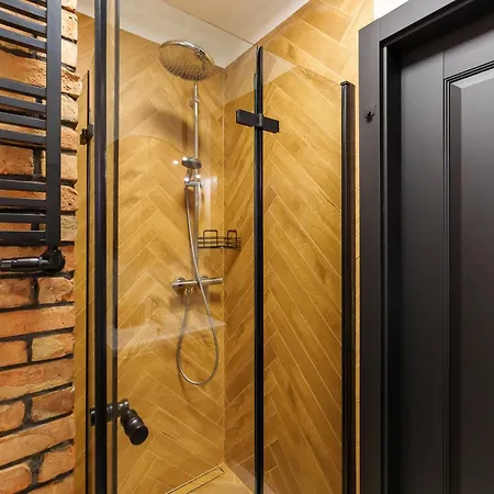 Lighthouse - Reymonta Przy Deptaku Kołobrzeg