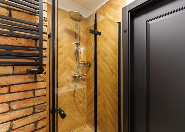 Lighthouse - Reymonta Przy Deptaku Kołobrzeg