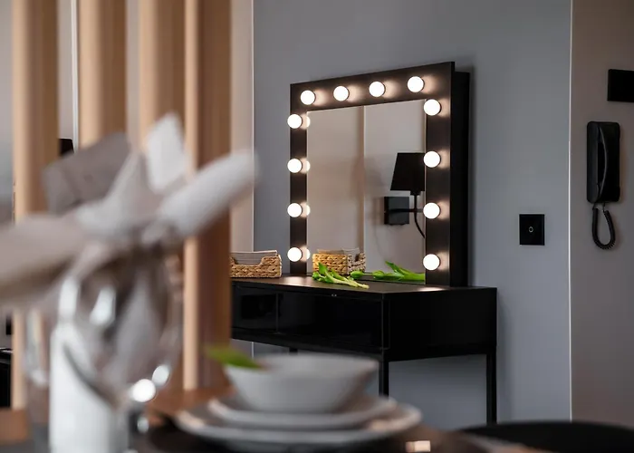 Lighthouse - Reymonta Przy Deptaku Lägenhet *