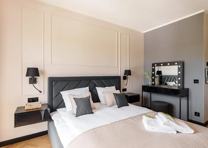 Lägenhet Lighthouse - Reymonta Przy Deptaku *