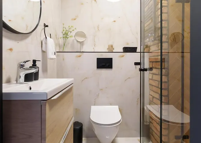 Lighthouse - Reymonta Przy Deptaku Kołobrzeg