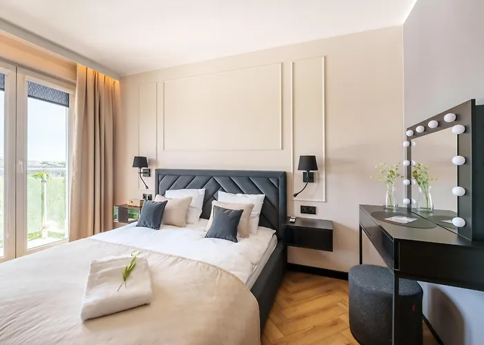 Lighthouse - Reymonta Przy Deptaku Lägenhet *